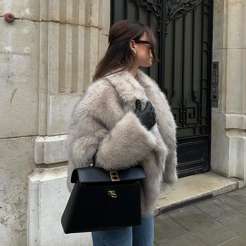 Veste Chic en Fausse Fourrure  - Streetwear Brands 2026 avis et prix