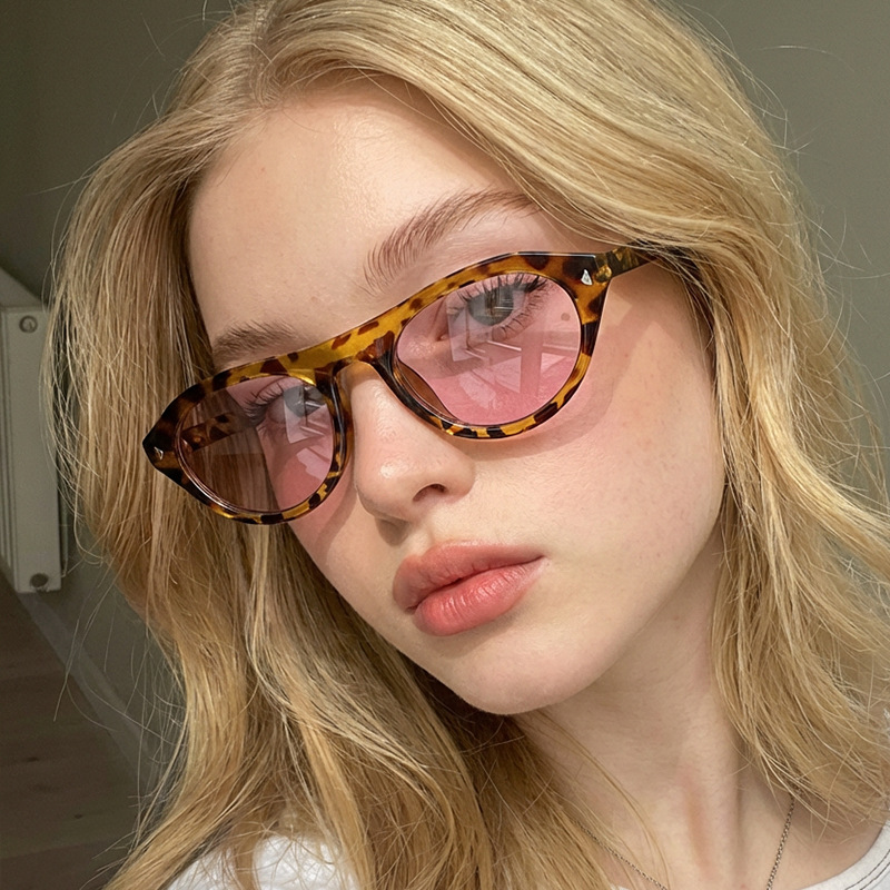 Lunettes de soleil œil de chat - Streetwear Brand With Eye avis et prix