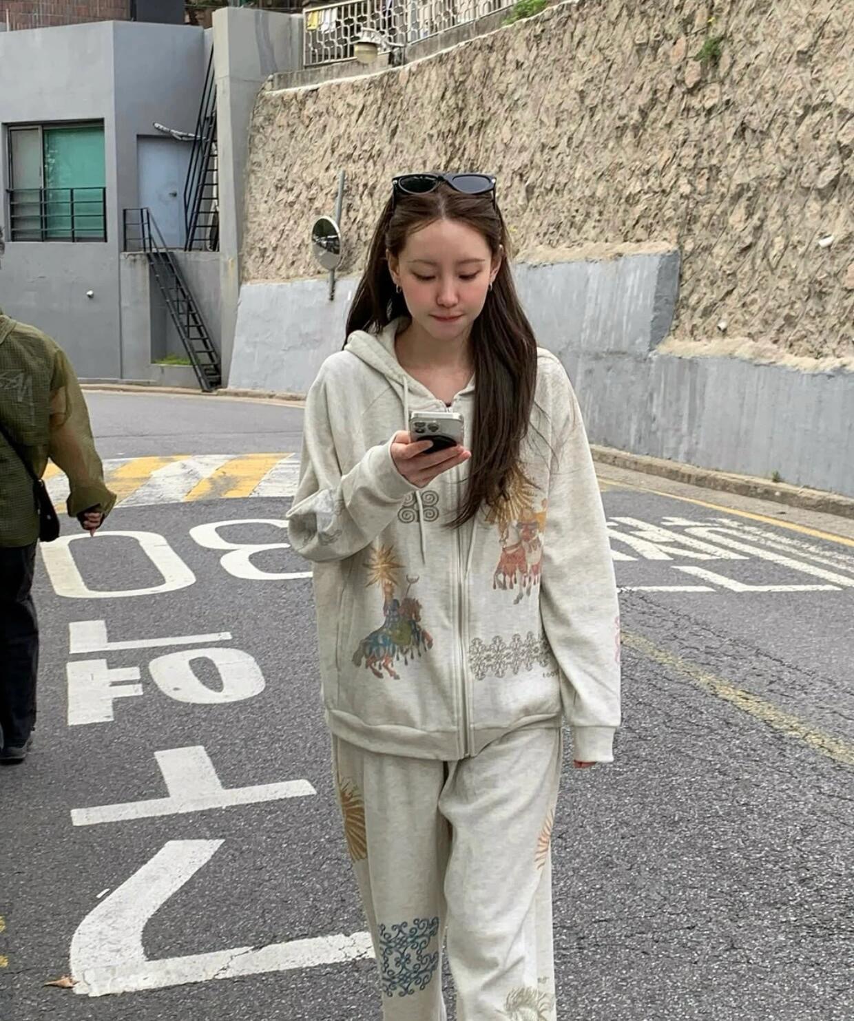 Jennie a collaboré avec la mar - Streetwear Brand Collaborations avis et prix